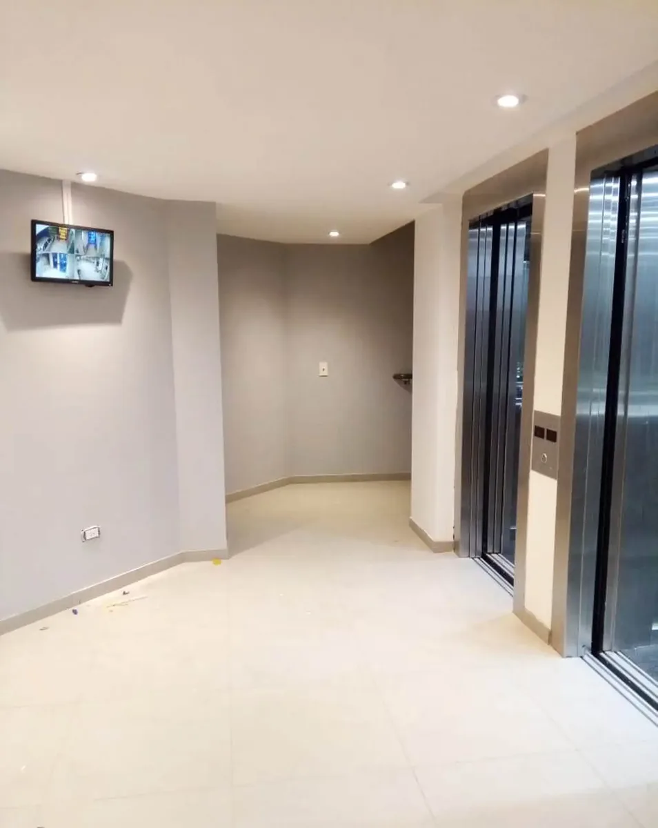VARELA 39. Dos ambientes 50 m2 con balcón aterrazado.
